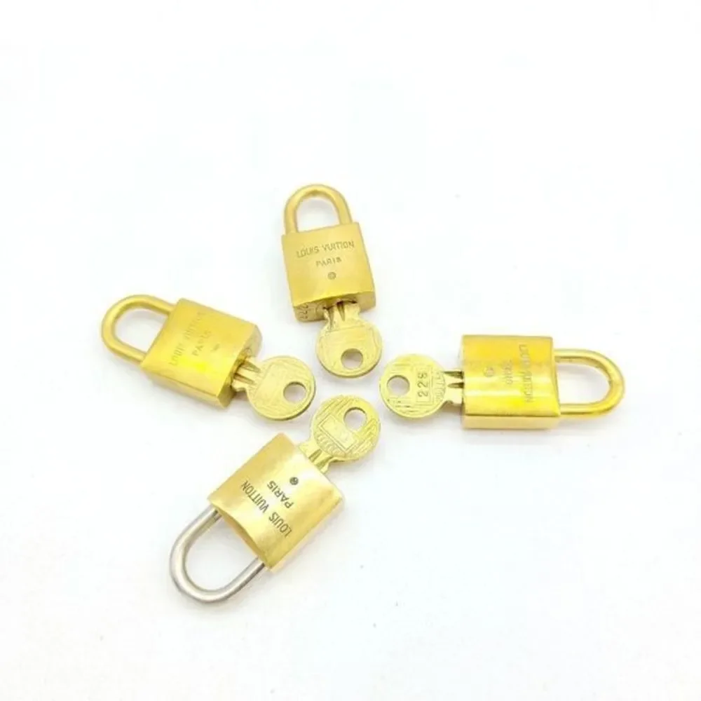 One Louis Vuitton Key Set